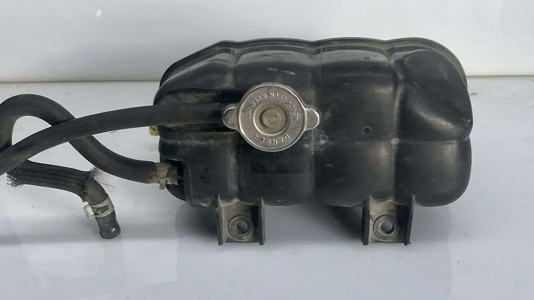 Radiator Water Bottle - 2017 Nissan Armada 5.6