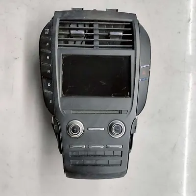 Info/GPS/TV Screen - 2014 Lincoln MKC