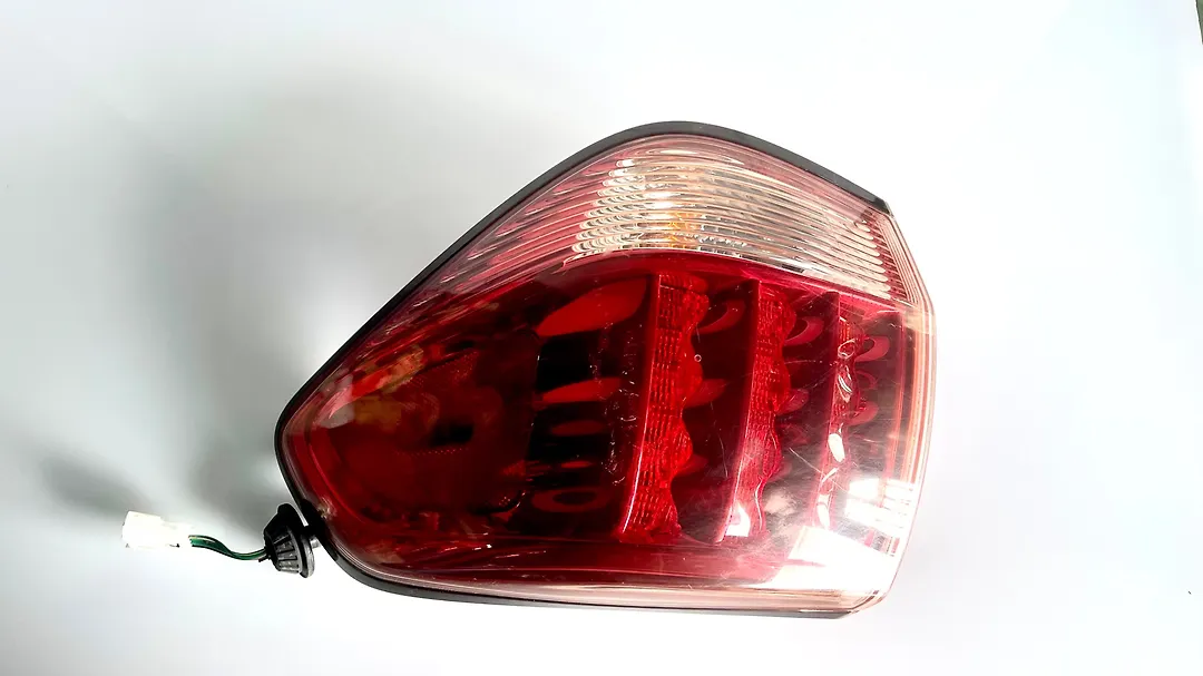 Tail Light (RH) - 2012 Infiniti QX56