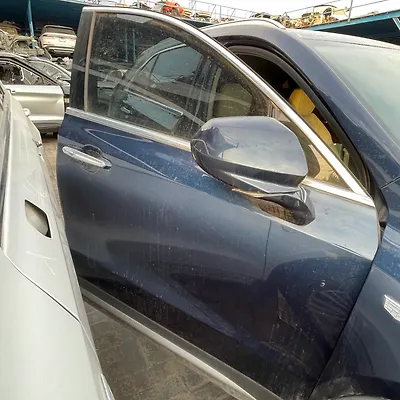Door (RHF) - 2019 Cadillac XT4 PREMIUM LUXURY
