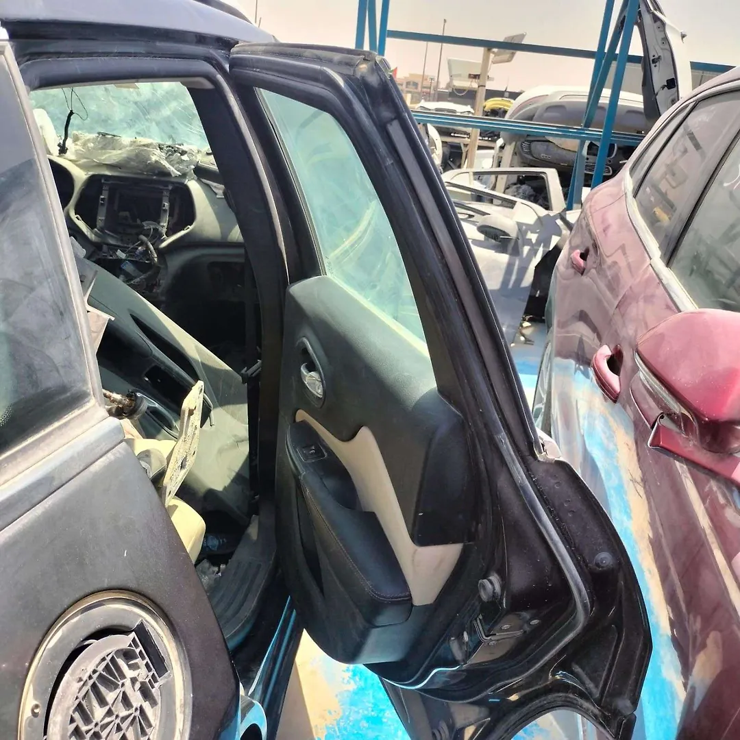 Door (RHB) - 2016 Jeep Cherokee