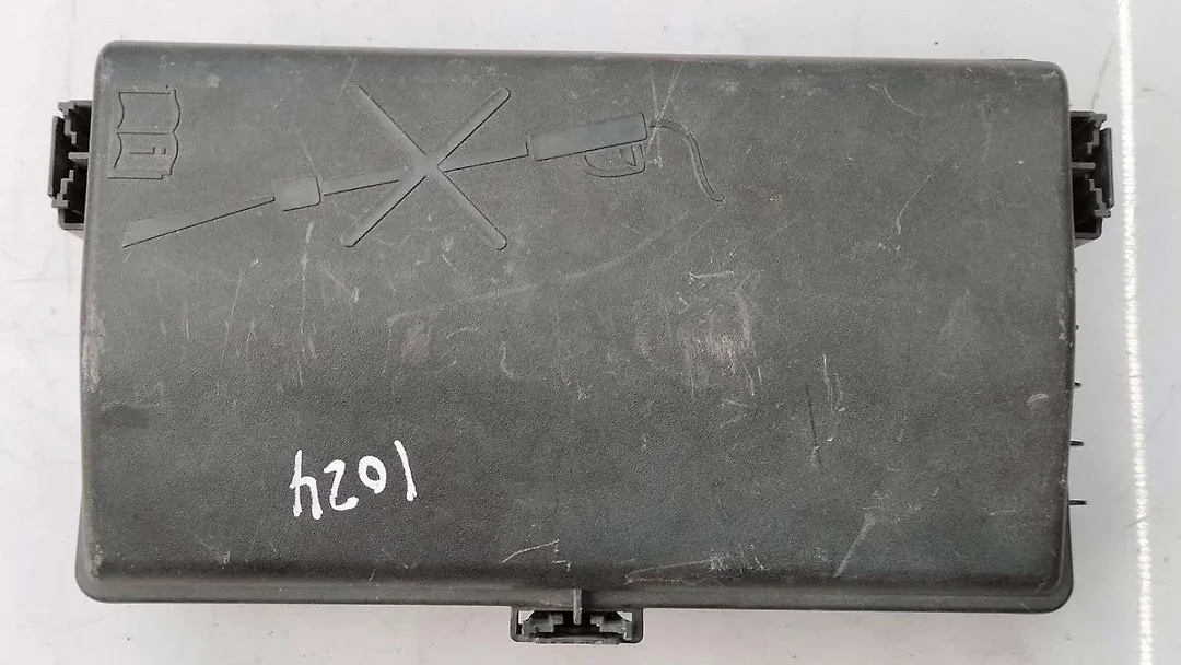 Fuse box - 2014 Chevrolet Impala