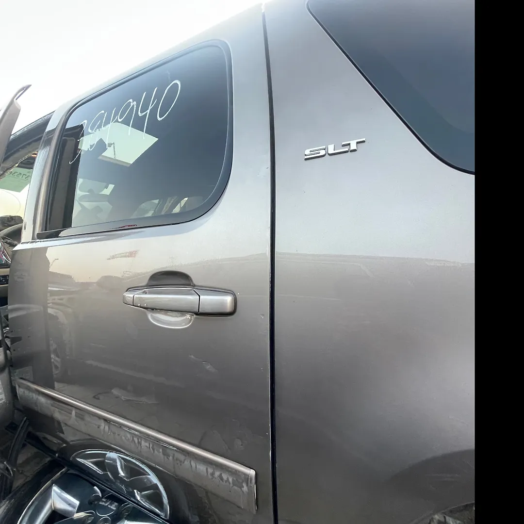 Door (LHB) - 2011 GMC Yukon XL SLT 1/2 ton