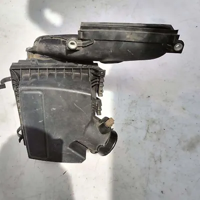 Air cleaner box - 2014 Lincoln MKZ