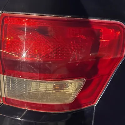 Tail Light (RH) - 2011 Jeep GRAND CHEROKEE