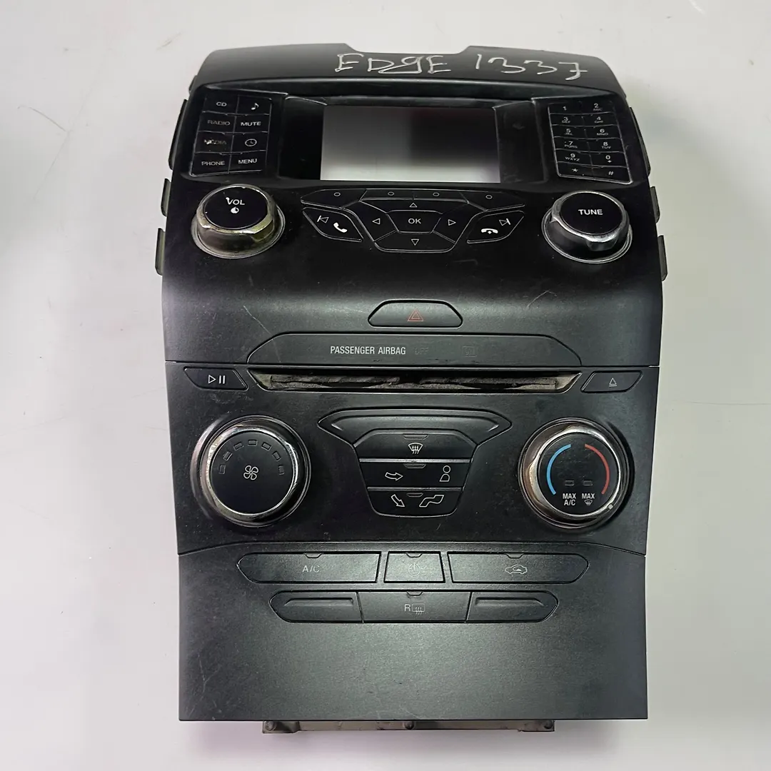 Dash panel - 2016 Ford Edge SE