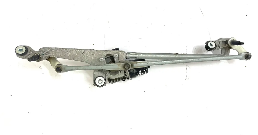 Windshield wiper motor - 2022 Lincoln Aviator Reserve