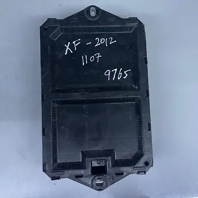 Fuse box - 2010 Jaguar XF