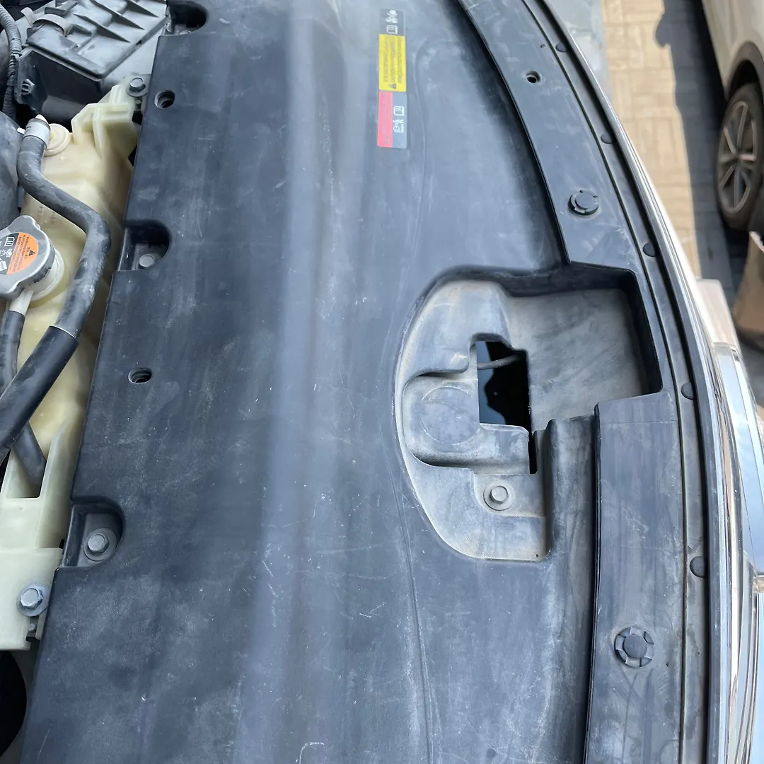 Radiator cover baffle - 2015 Infiniti QX50