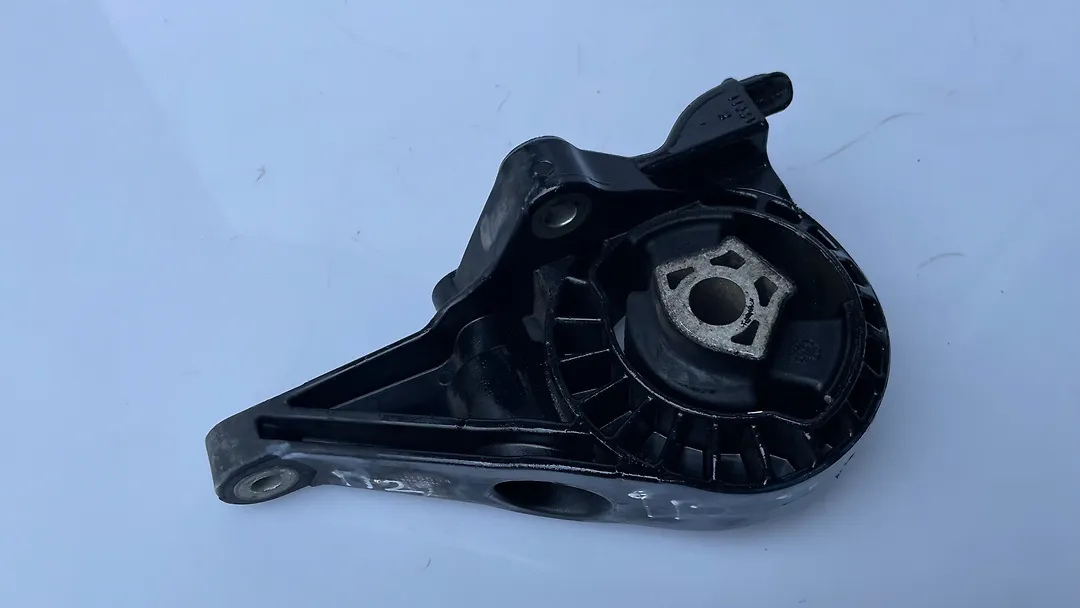 Mount (Engine) - 2017 GMC Acadia SLE 2
