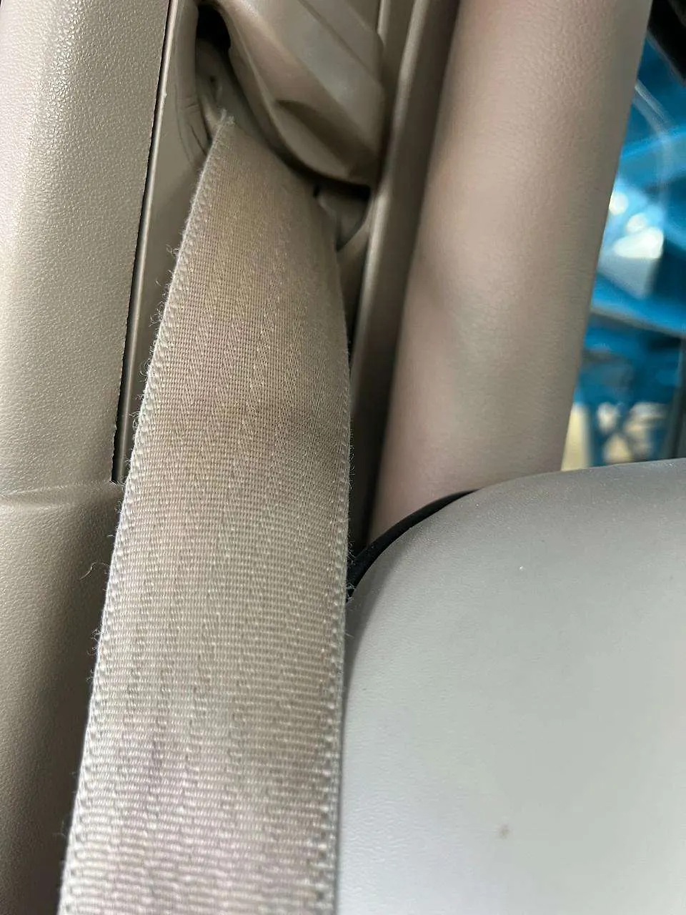 Seat Belt (RHF) - 2011 Toyota Sequoia