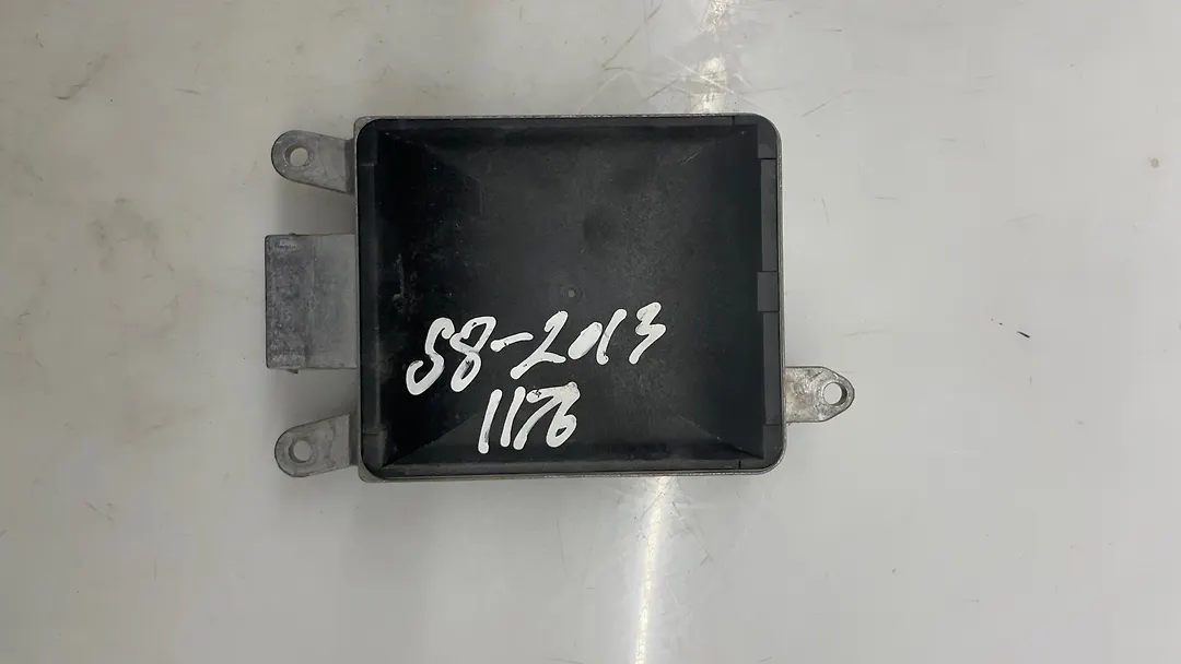 BLIND SPOT RADAR MODULE - 2013 Audi A8