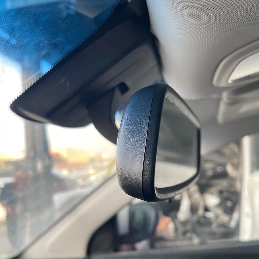 Mirror (Inner rear view) - 2022 Chevrolet Captiva