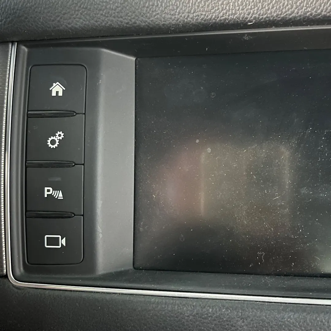 Info-gps-tv screen - 2018 Jaguar XE