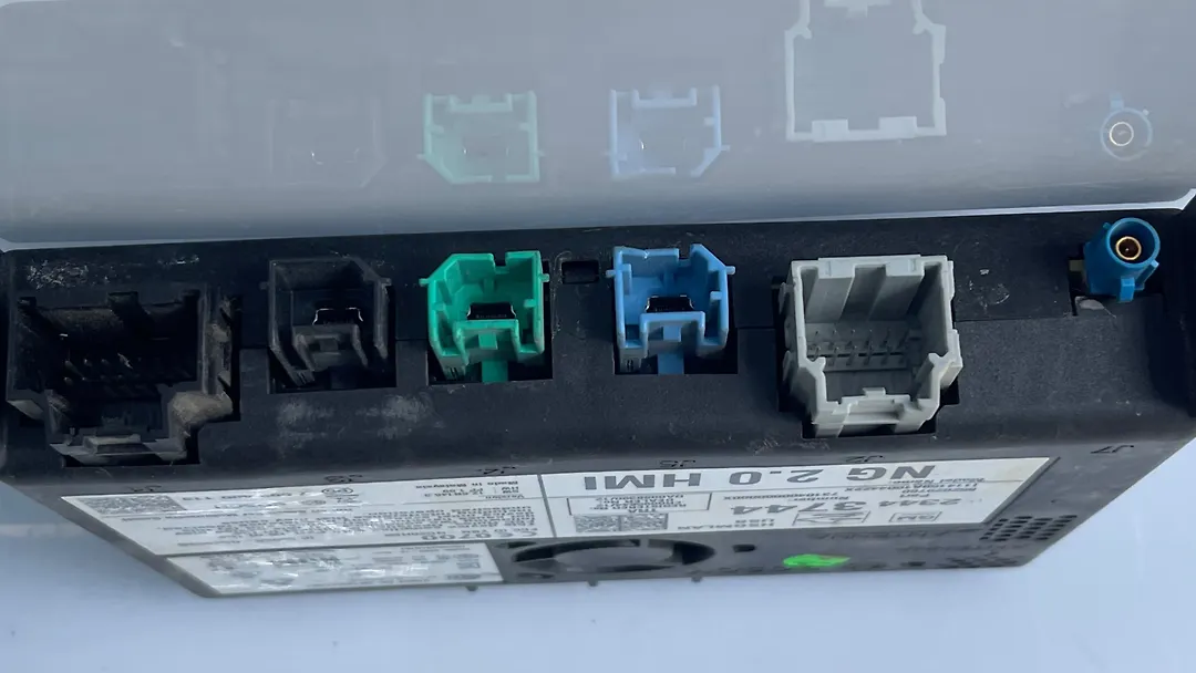HMI (Human Machine Interface Module) - 2015 GMC DENALI