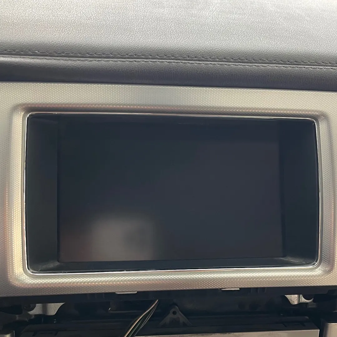 Info-gps-tv screen - 2013 Jaguar XF