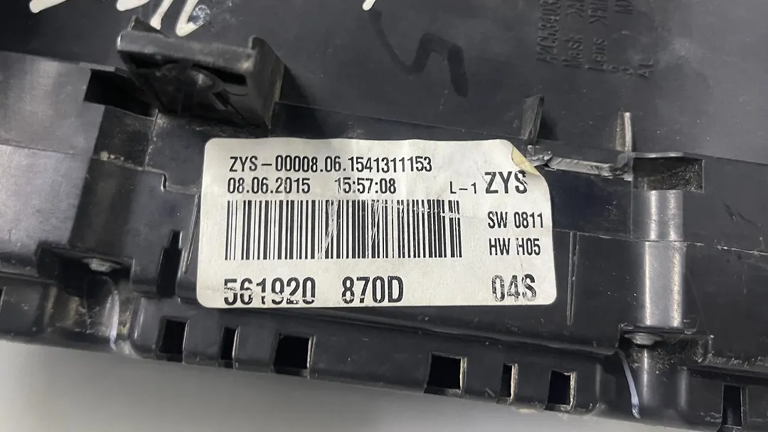 Speedometer - 2016 Volkswagen Passat