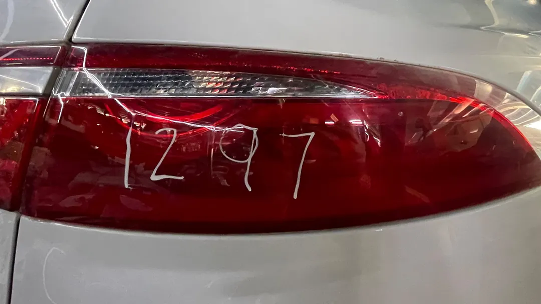 Tail Light (RH) - 2016 Jaguar XF