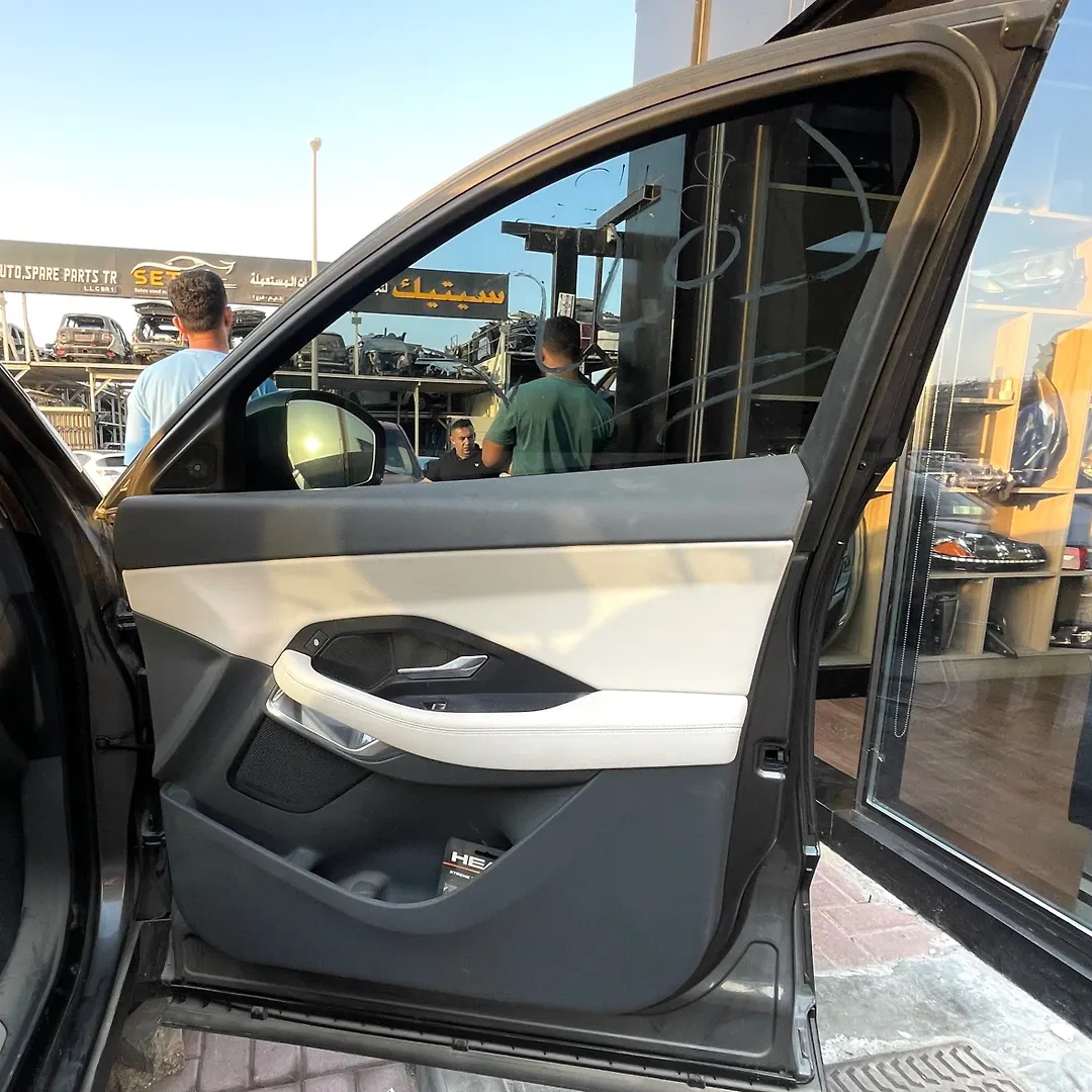 Door (RHF) - 2019 Jaguar E-Pace