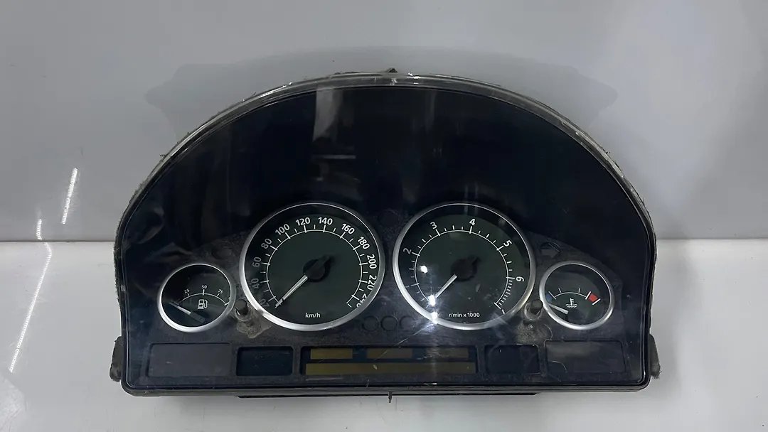 Speedometer - 2004 Land Rover RANGE ROVER