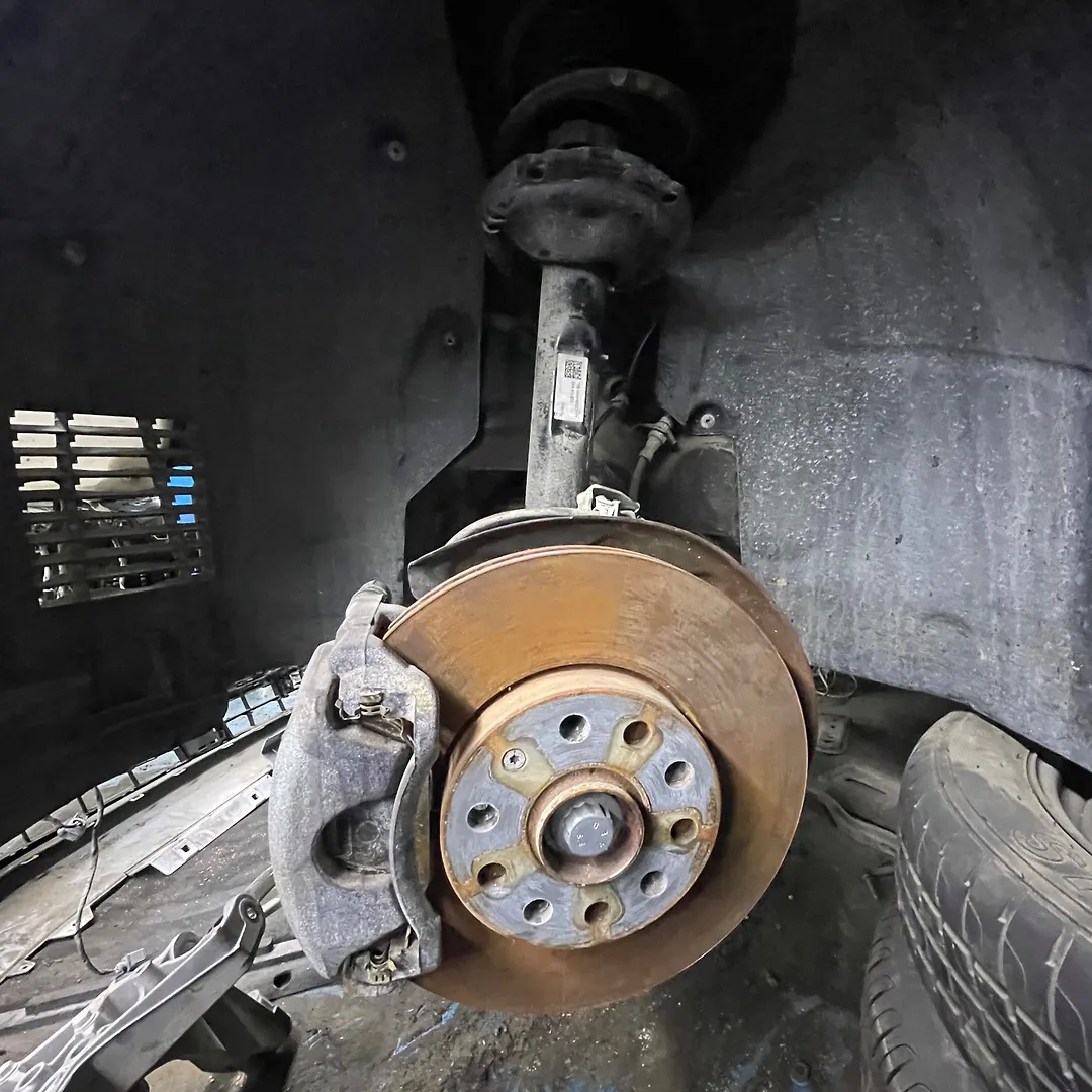 Complete Hub Assembly(LHF) - 2022 Audi A3