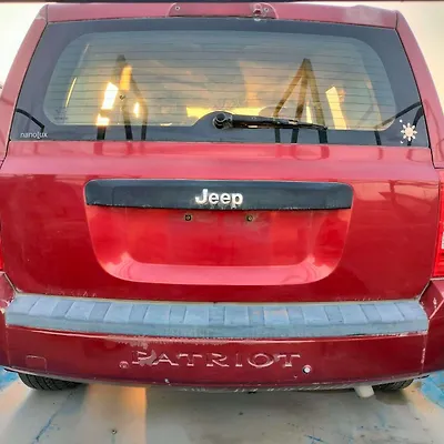 Tailgate - 2009 Jeep Patriot