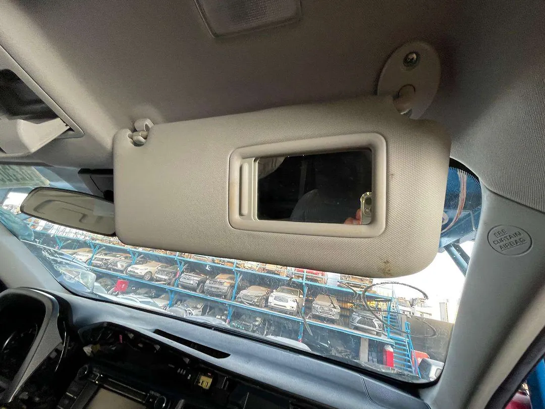Sun visor - 2018 Toyota RAV4 2.5