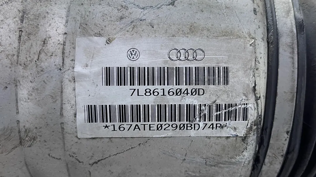 Shock Absorber (RHF) - 2007 Audi Q7