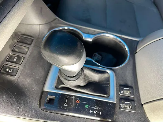Gear Shift Knob(Automatic) - 2018 Toyota Highlander SE