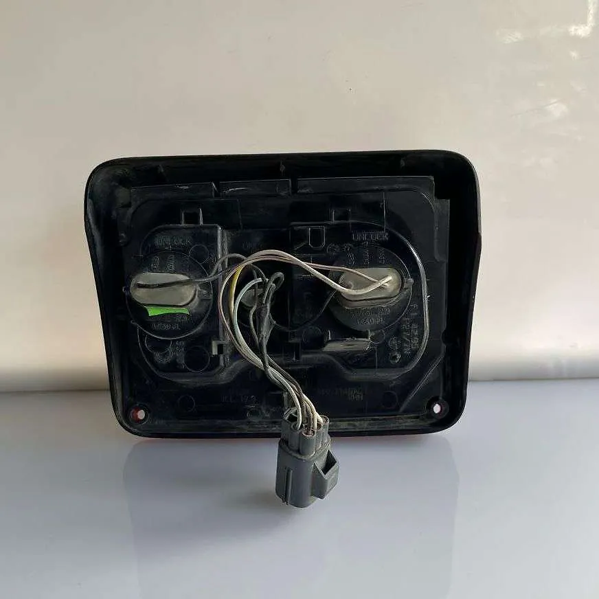 Tail Light (RH) - 2015 Jeep Wrangler Sport