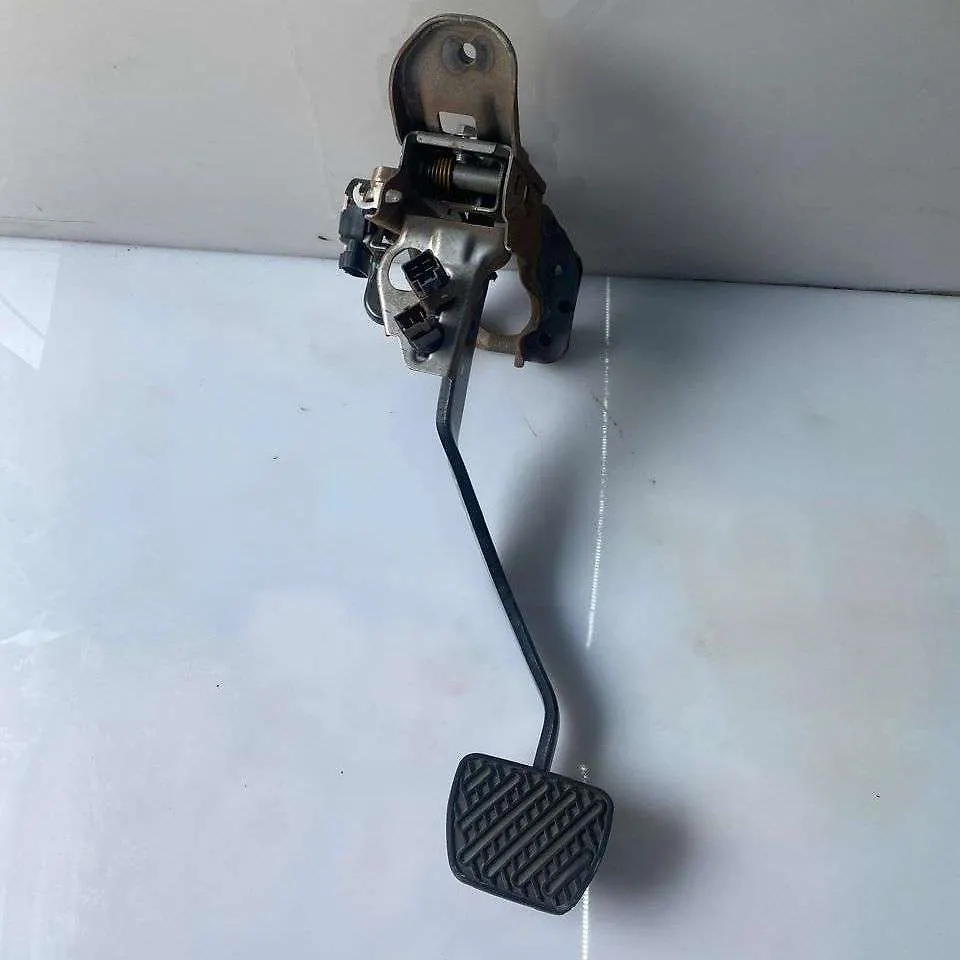 Brake Pedal - 2011 Infiniti QX56
