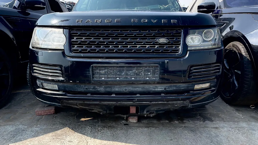 Front Bumper - 2016 Land Rover RANGE ROVER VOGUE