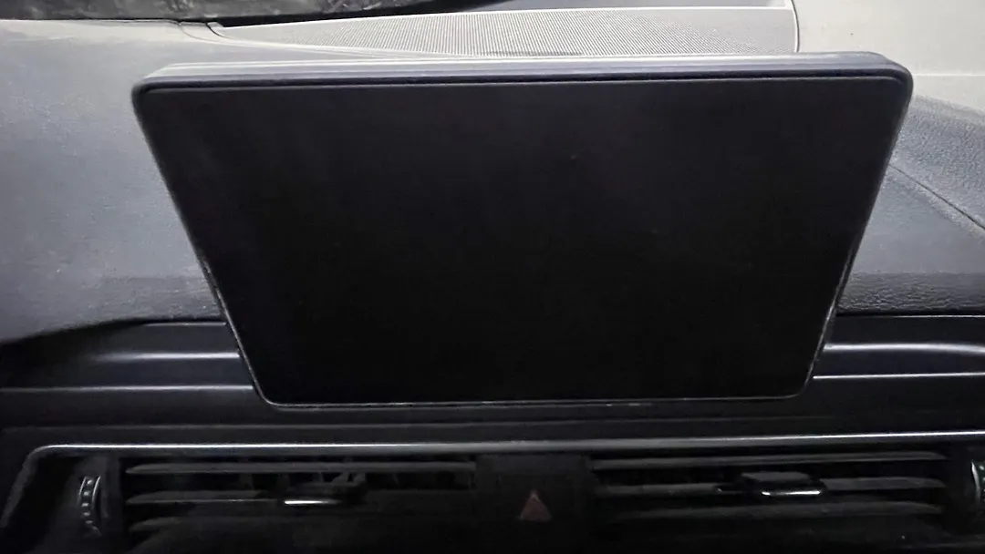 Info-gps-tv screen - 2016 Audi A4