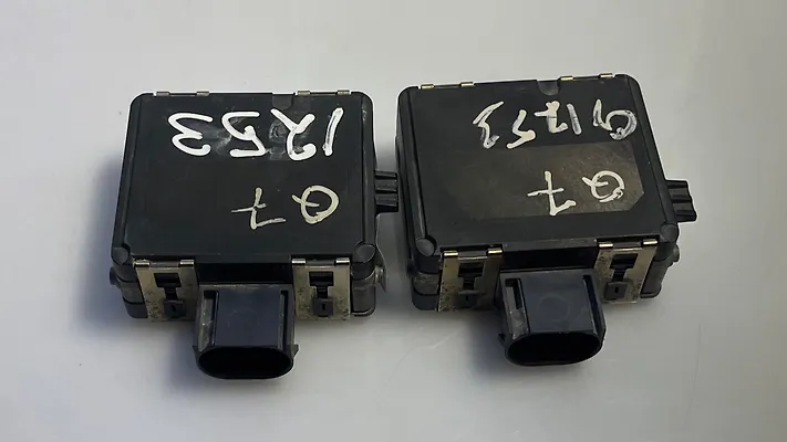 CRUISE CONTROL RADAR SENSOR  - 2015 Audi Q7