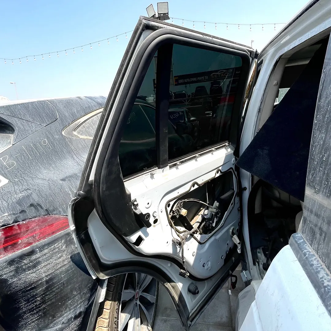 Door (LHB) - 2013 Land Rover RANGE ROVER VOGUE