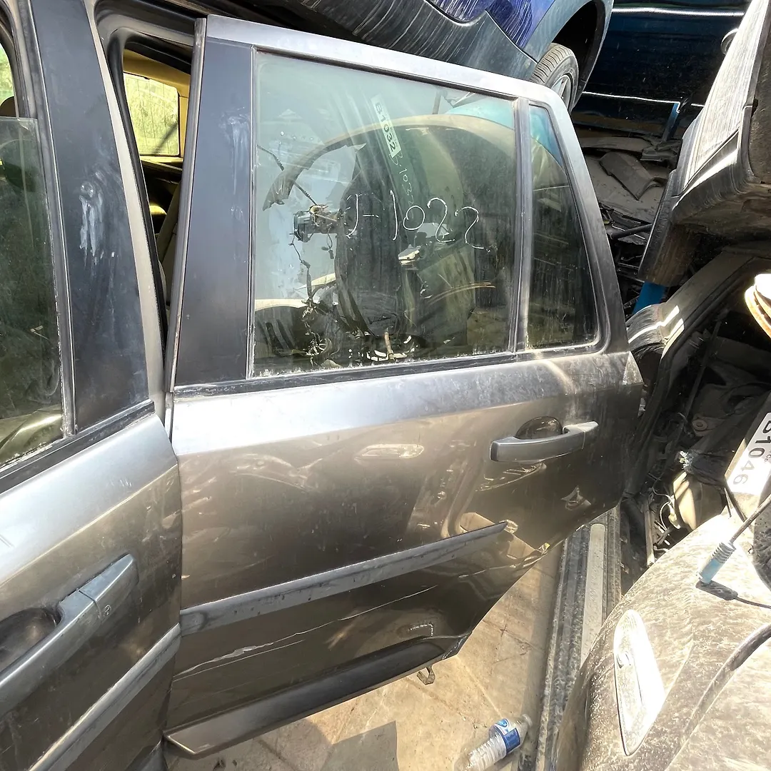 Door (LHB) - 2011 Land Rover LR2
