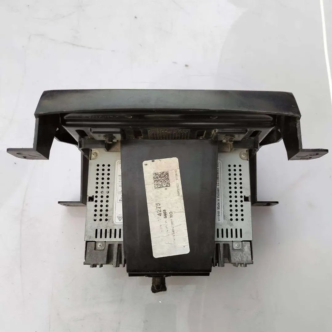 Info-gps-tv screen - 2020 Chevrolet Traverse