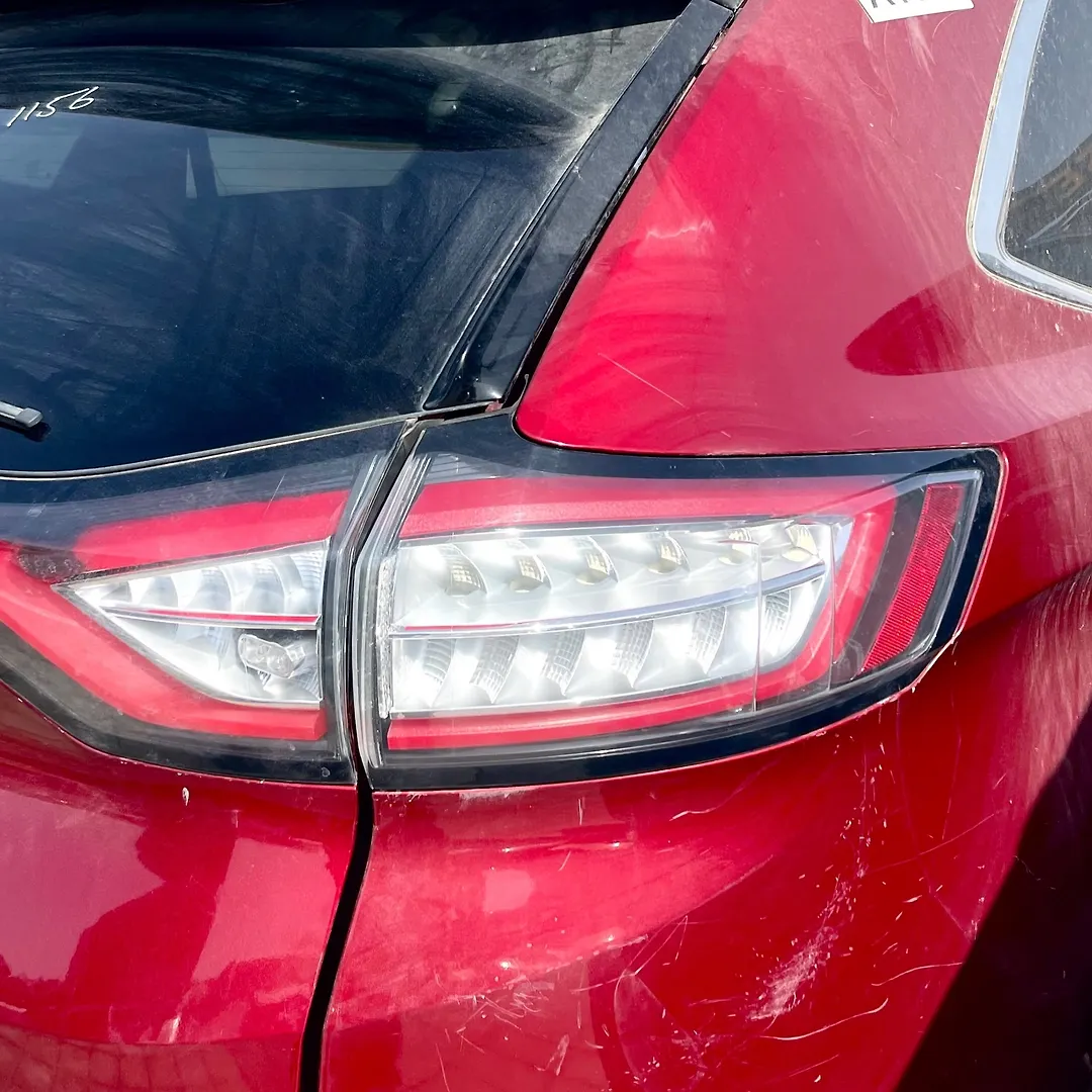 Tail Light (RH) - 2015 Ford Edge SEL