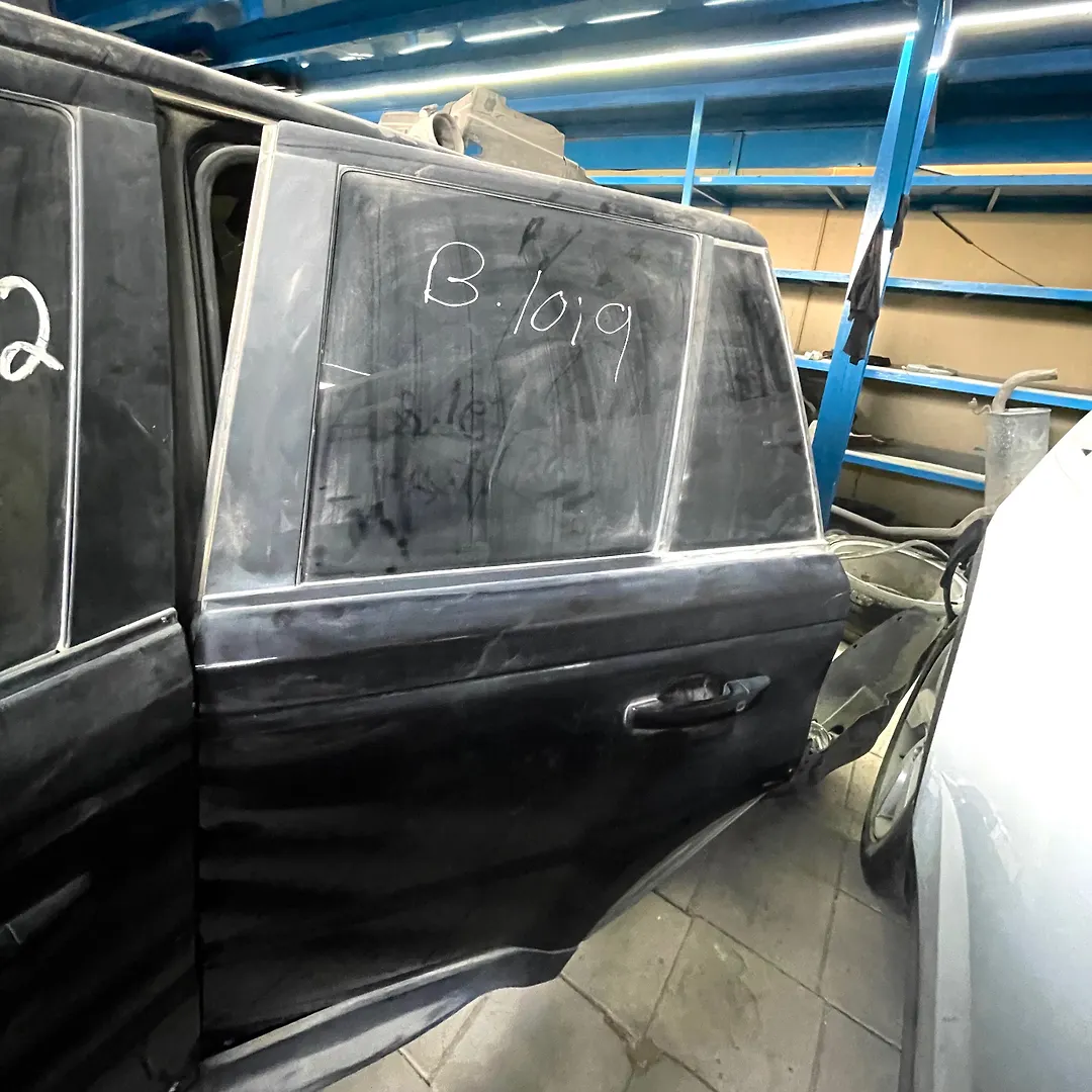 Door (LHB) - 2011 Land Rover RANGE ROVER SPORT