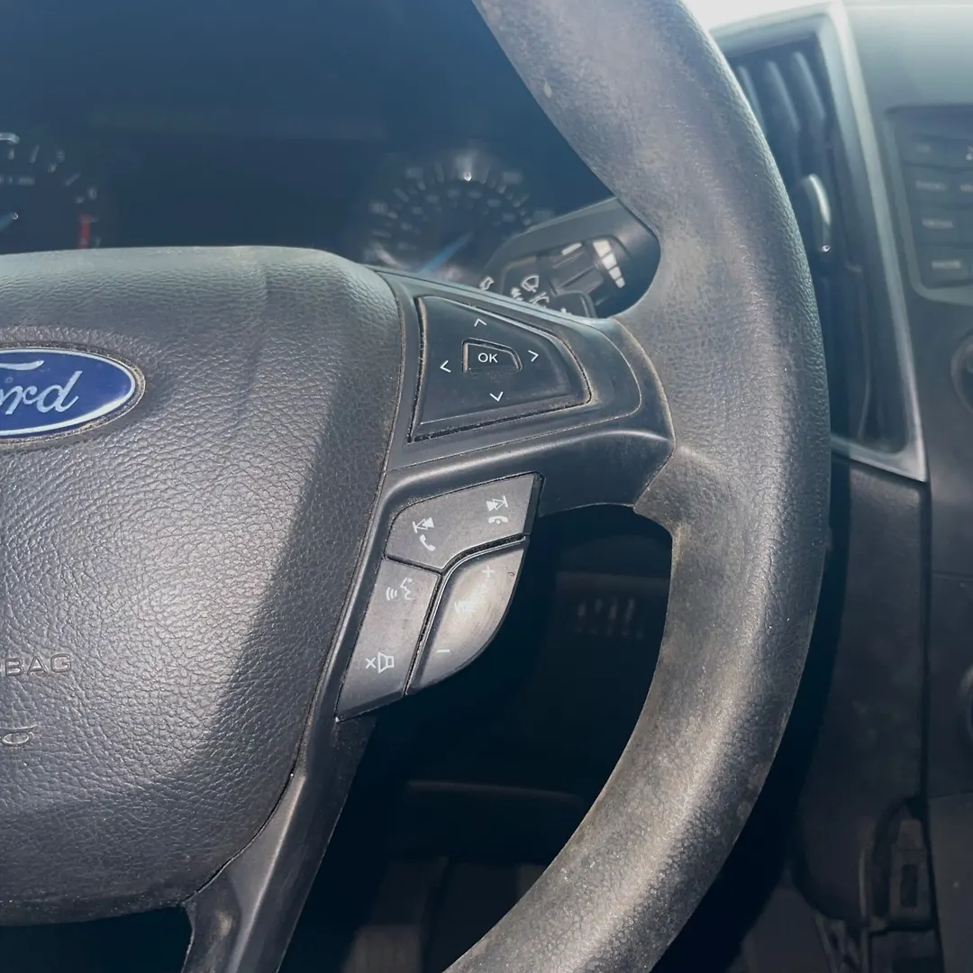 Steering wheel - 2017 Ford Edge