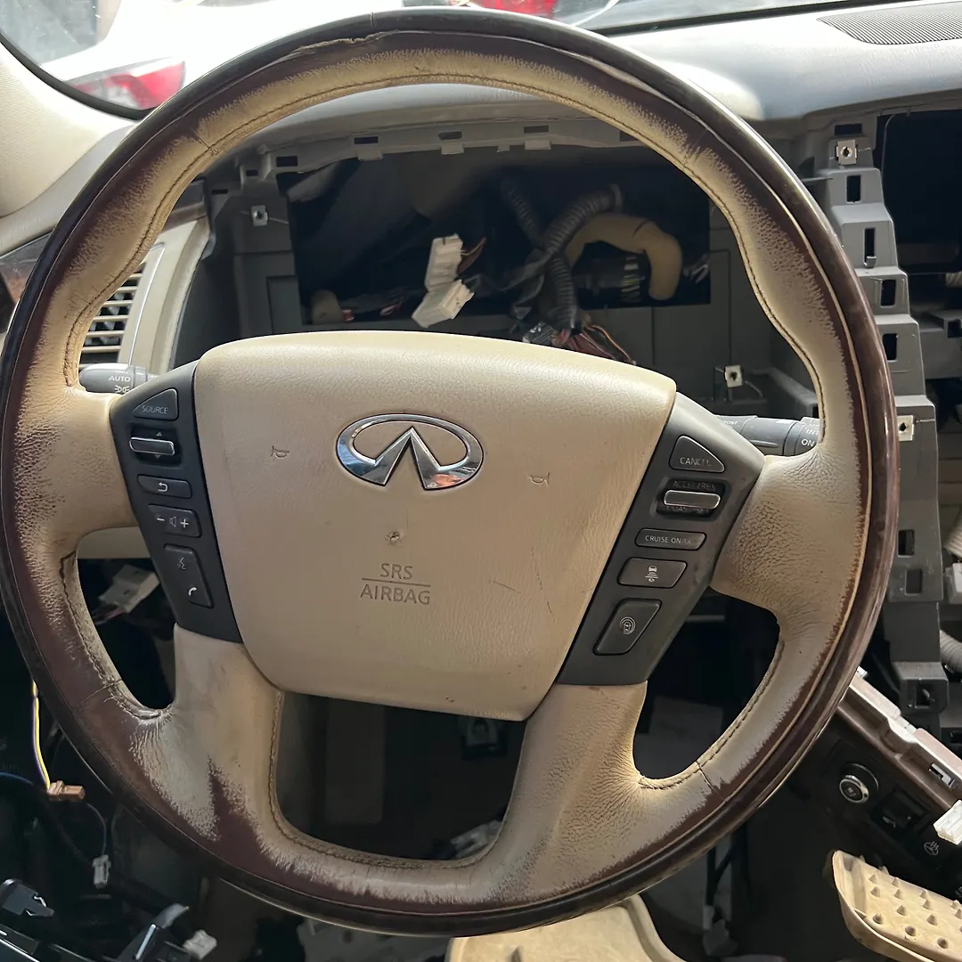 Steering wheel - 2014 Infiniti QX80 SUV