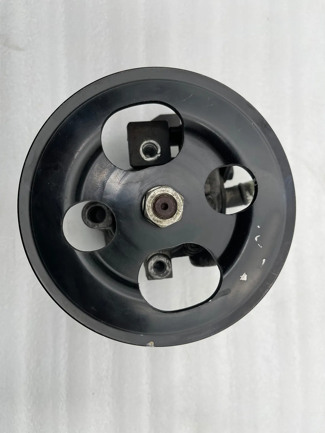 Power steering pump - 2012 Infiniti QX56