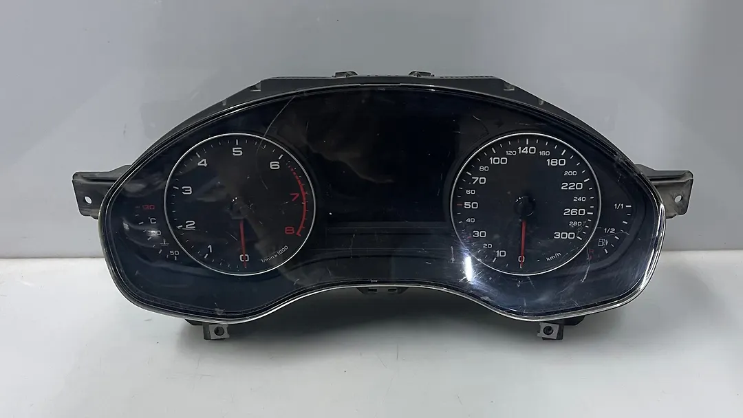 Speedometer - 2013 Audi A6