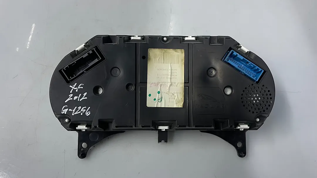 Speedometer - 2012 Jaguar XF