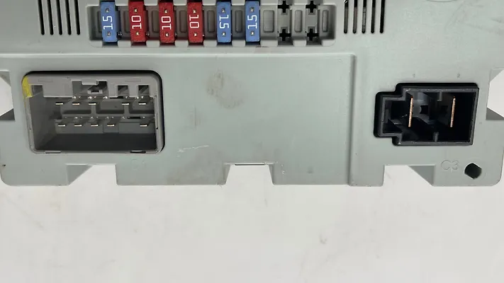Fuse Box Panel - 2013 Jaguar XJ