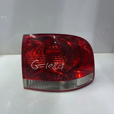 Tail Light (RH) - 2006 Volkswagen Touareg