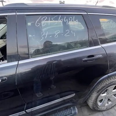 Door (LHB) - 2012 Jeep Grand Cherokee Laredo WK