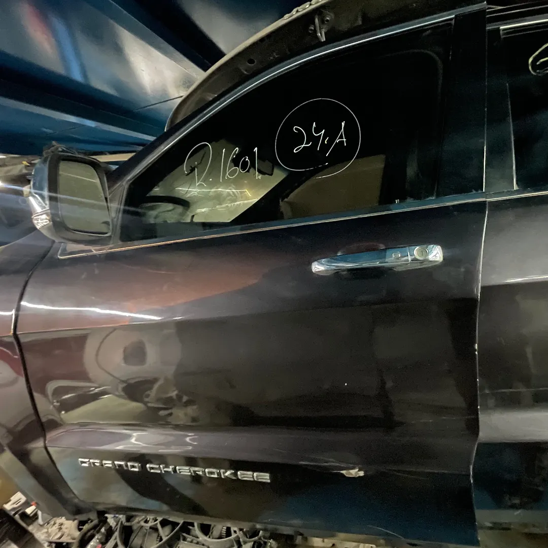 Door (LHF) - 2014 Jeep GRAND CHEROKEE