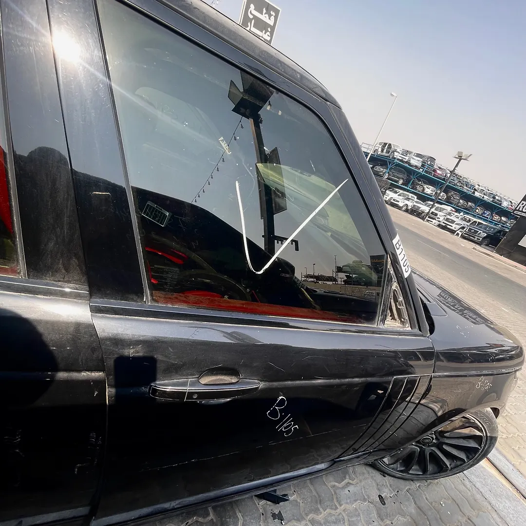 Door (RHF) - 2016 Land Rover RANGE ROVER VOGUE