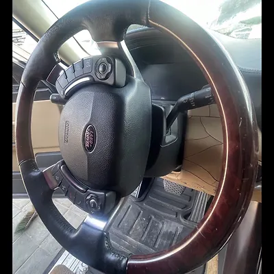 Steering wheel - 2010 Land Rover RANGE ROVER HSE
